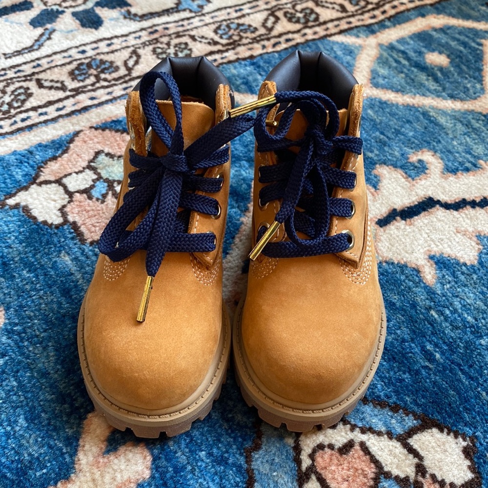 Brand new, never worn Timberland Primaloft 200 gram boot in toddler size 6.
